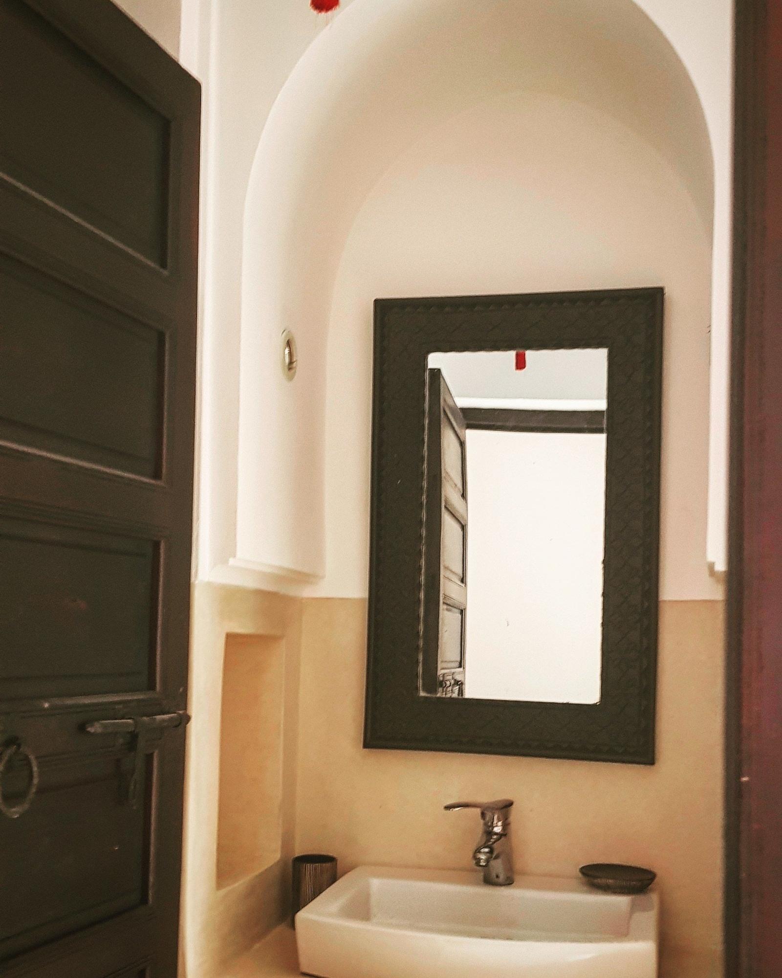 Riad Les 5 Soeurs Marrakesh Exterior photo