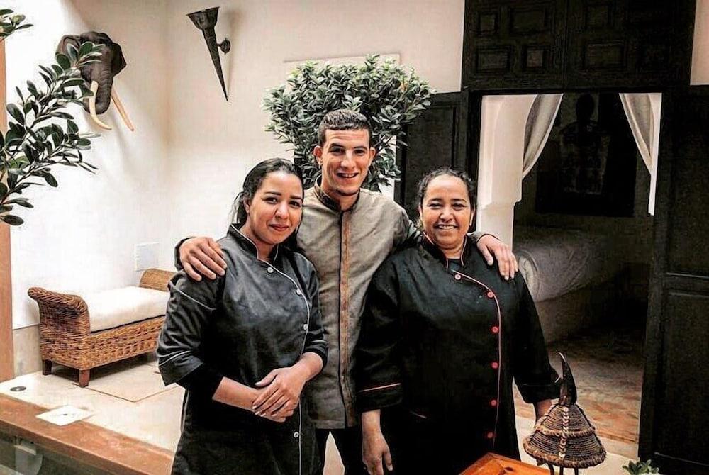 Riad Les 5 Soeurs Marrakesh Exterior photo