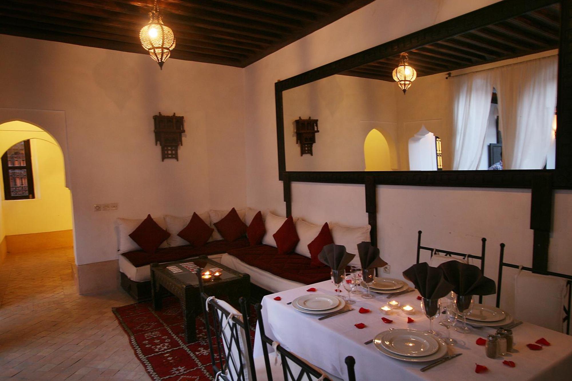 Riad Les 5 Soeurs Marrakesh Exterior photo